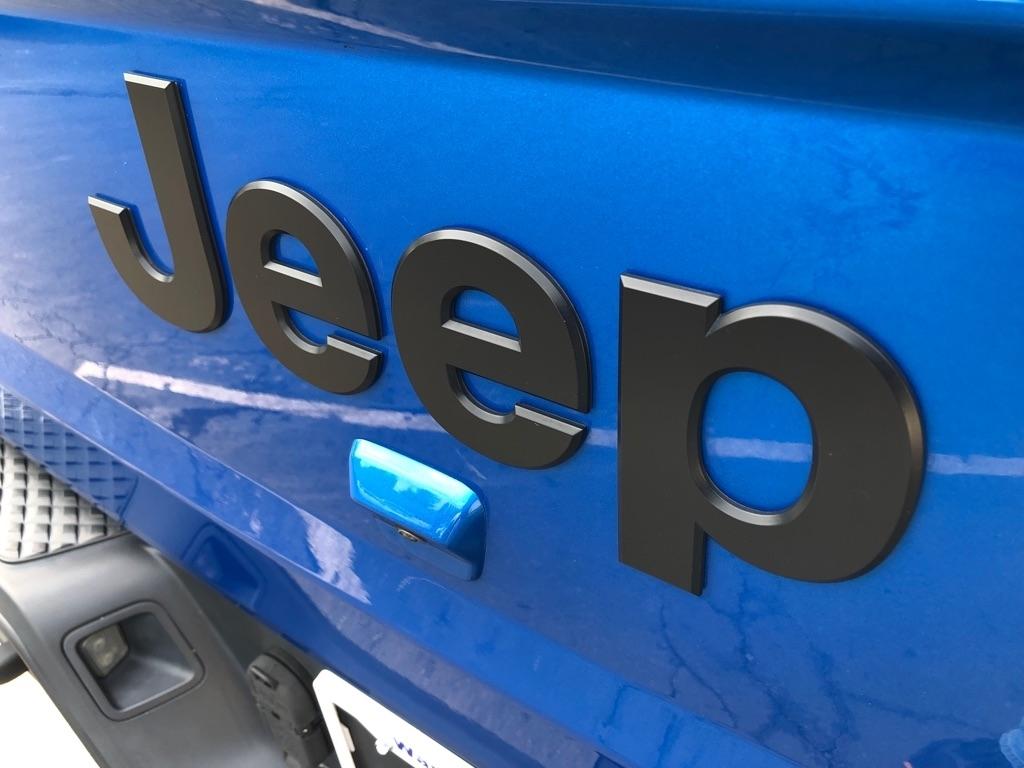 Jeep Gladiator  2021