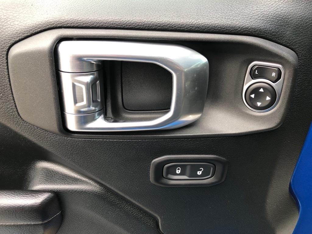 Jeep Gladiator  2021