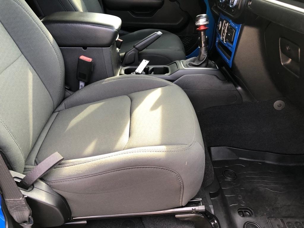 Jeep Gladiator  2021