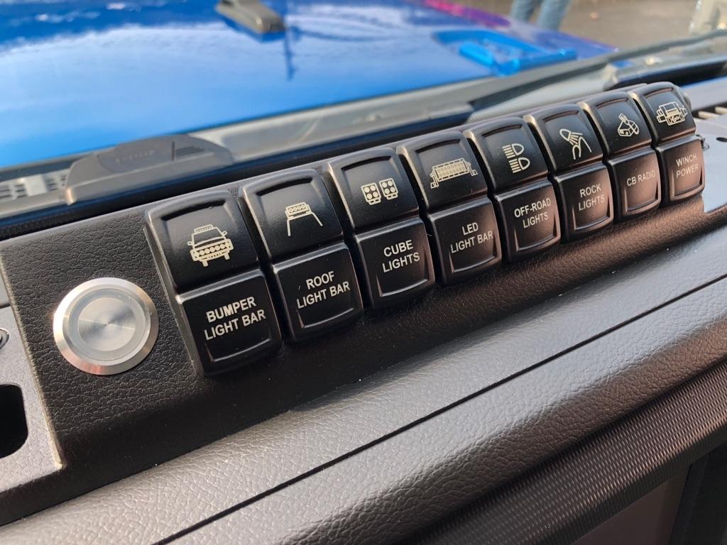 Jeep Gladiator  2021