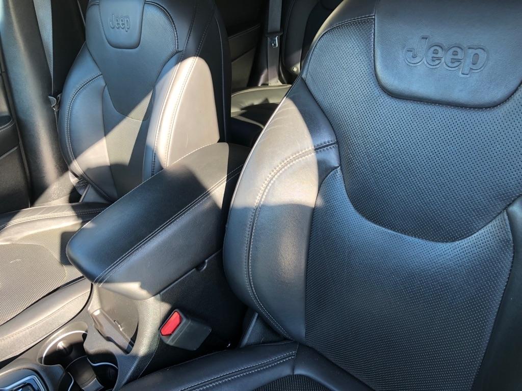 Jeep Cherokee  2019