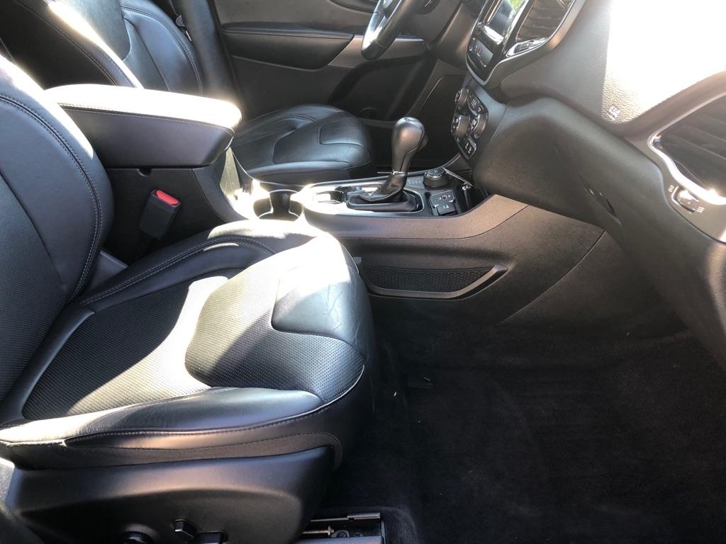 Jeep Cherokee  2019