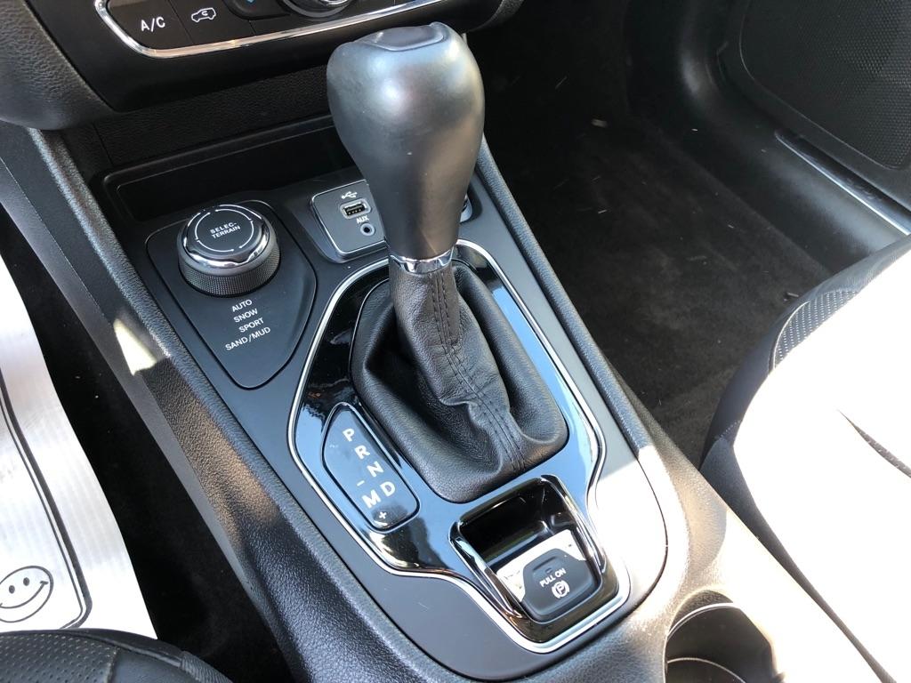 Jeep Cherokee  2019