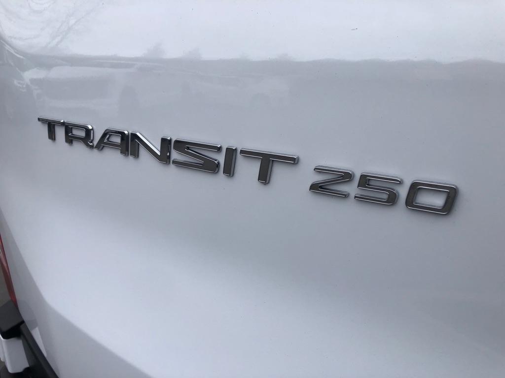 Ford Transit  2024