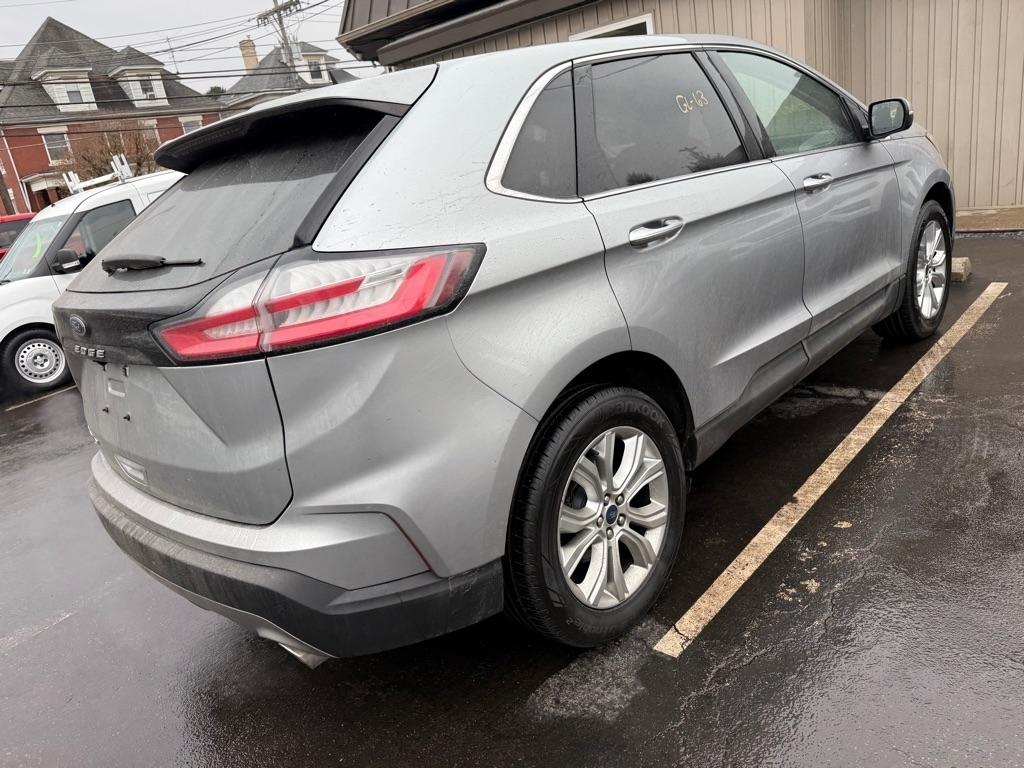 Ford Edge  2021