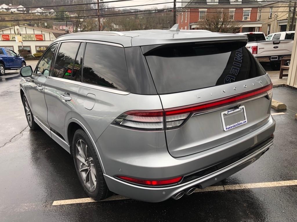 Lincoln Aviator  2020