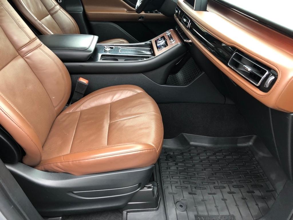 Lincoln Aviator  2020