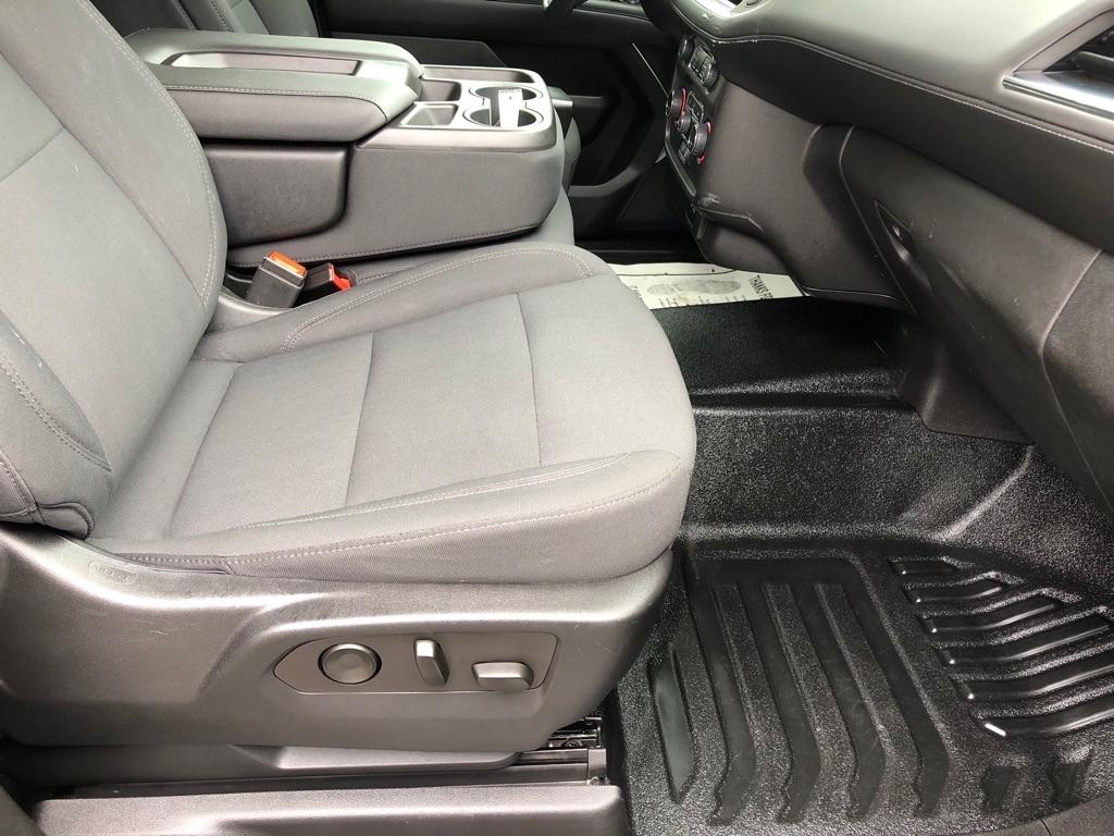 Chevrolet Tahoe  2021