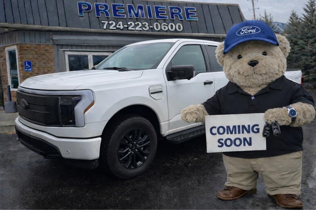 Ford F-150 Lightning  2023