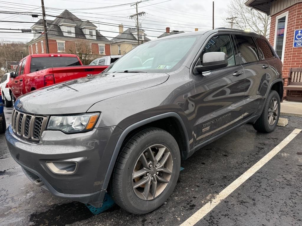 Jeep Grand Cherokee  2016