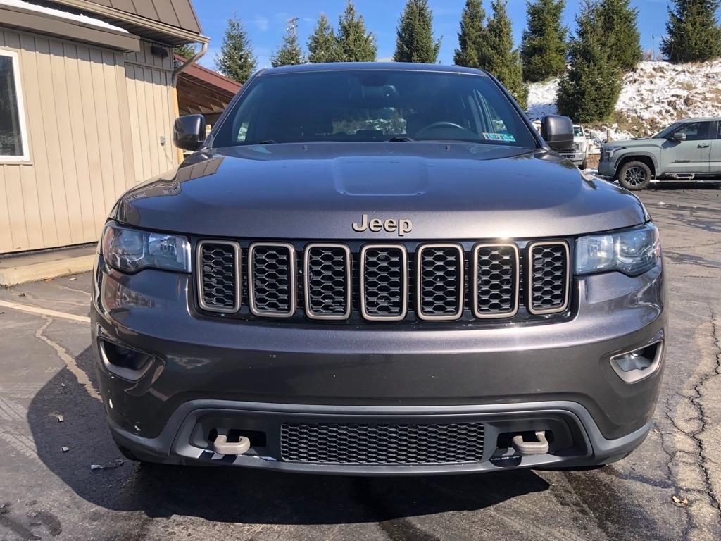 Jeep Grand Cherokee  2016