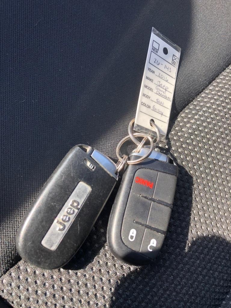 Jeep Grand Cherokee  2016