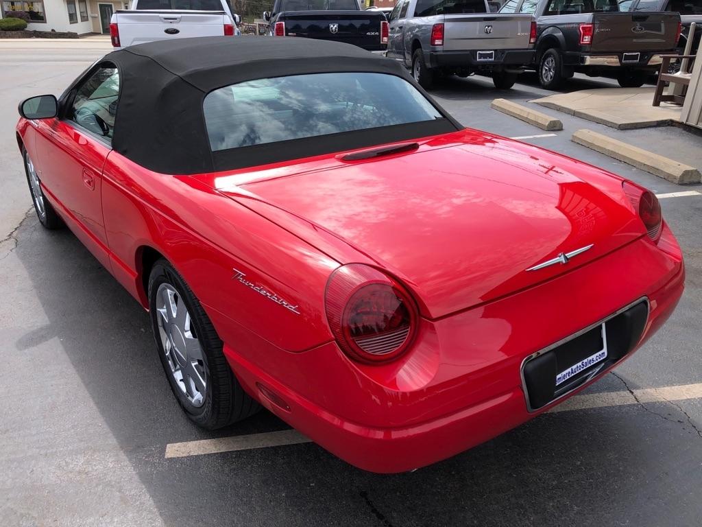 Ford Thunderbird  2003