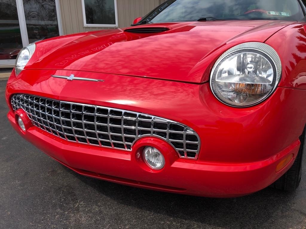 Ford Thunderbird  2003