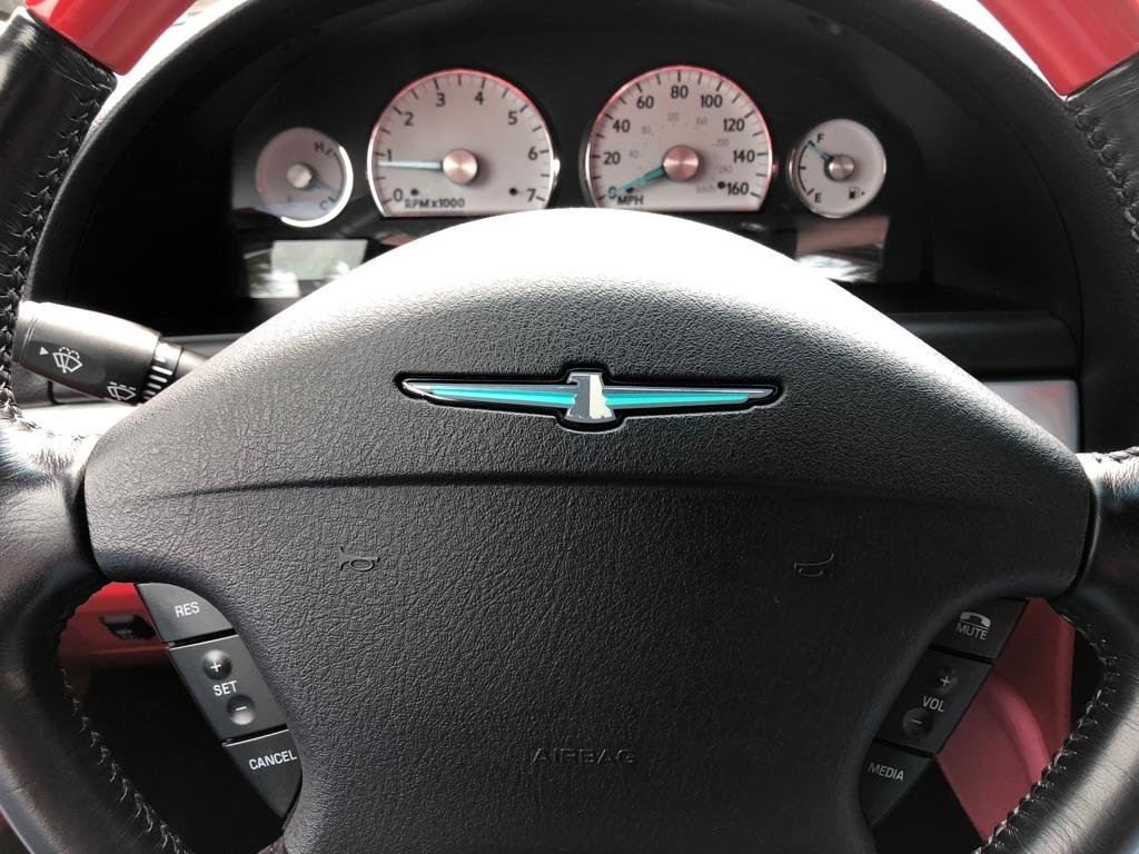 Ford Thunderbird  2003