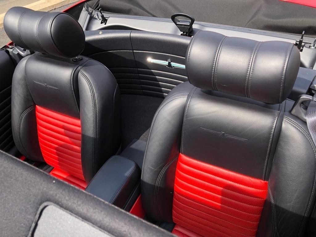 Ford Thunderbird  2003