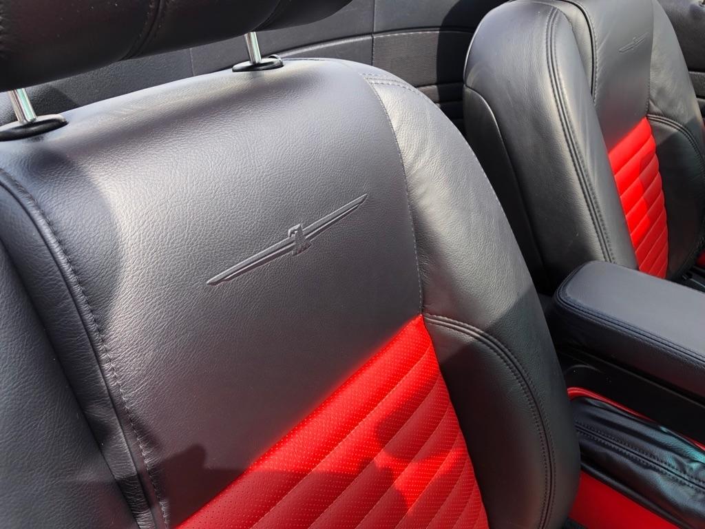 Ford Thunderbird  2003