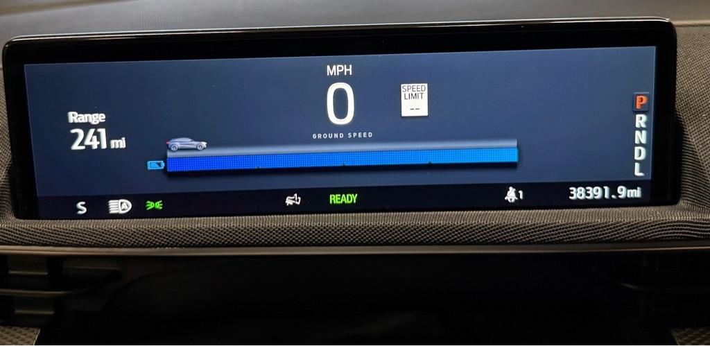 Ford Mustang Mach-E  2021