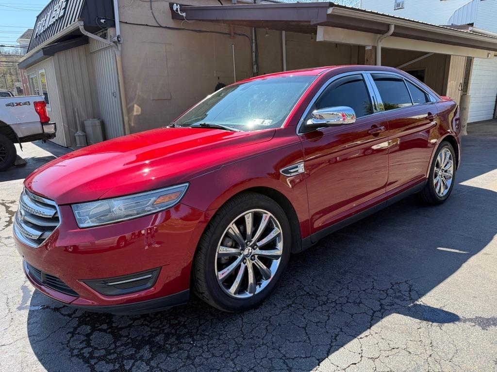 Ford Taurus  2013