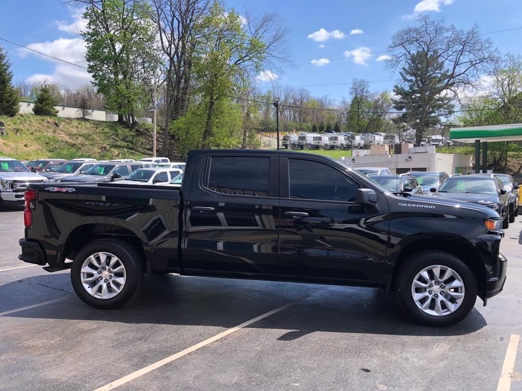 Chevrolet Silverado 1500  2021