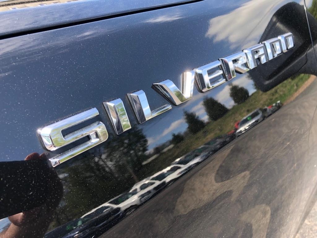 Chevrolet Silverado 1500  2021