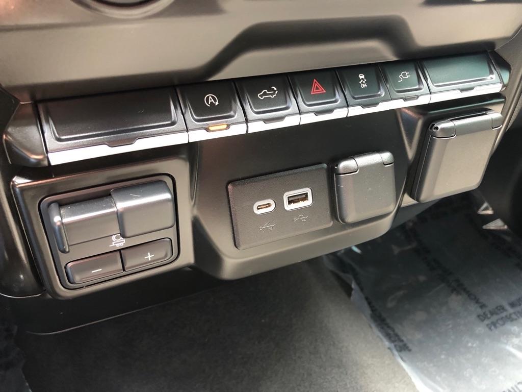 Chevrolet Silverado 1500  2021