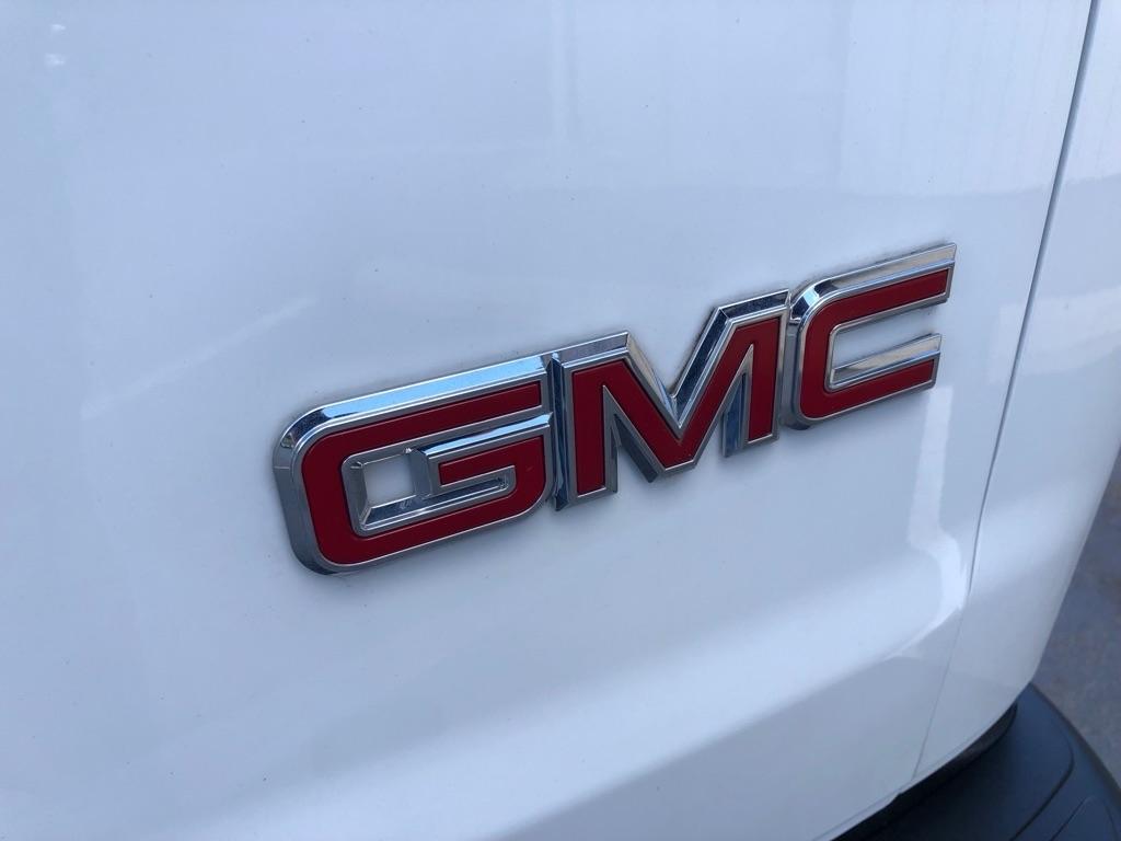 GMC Savana  2024