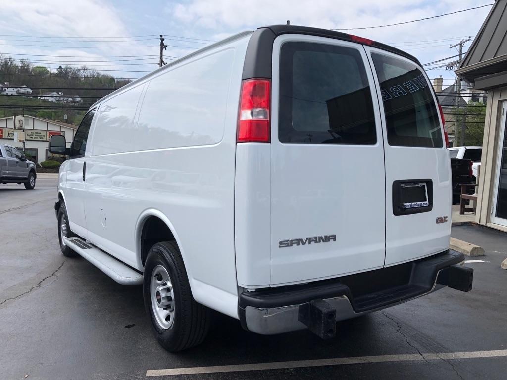 GMC Savana  2024