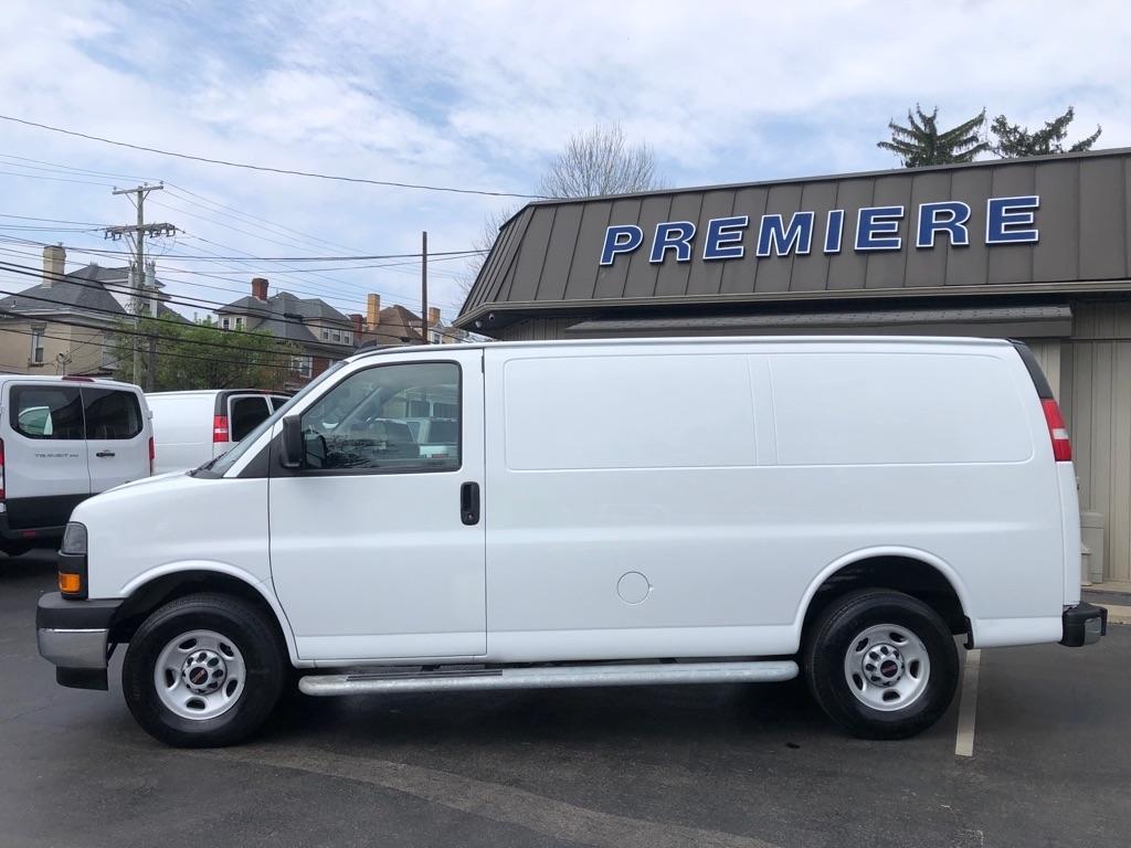 2024 GMC Savana 2500's photo