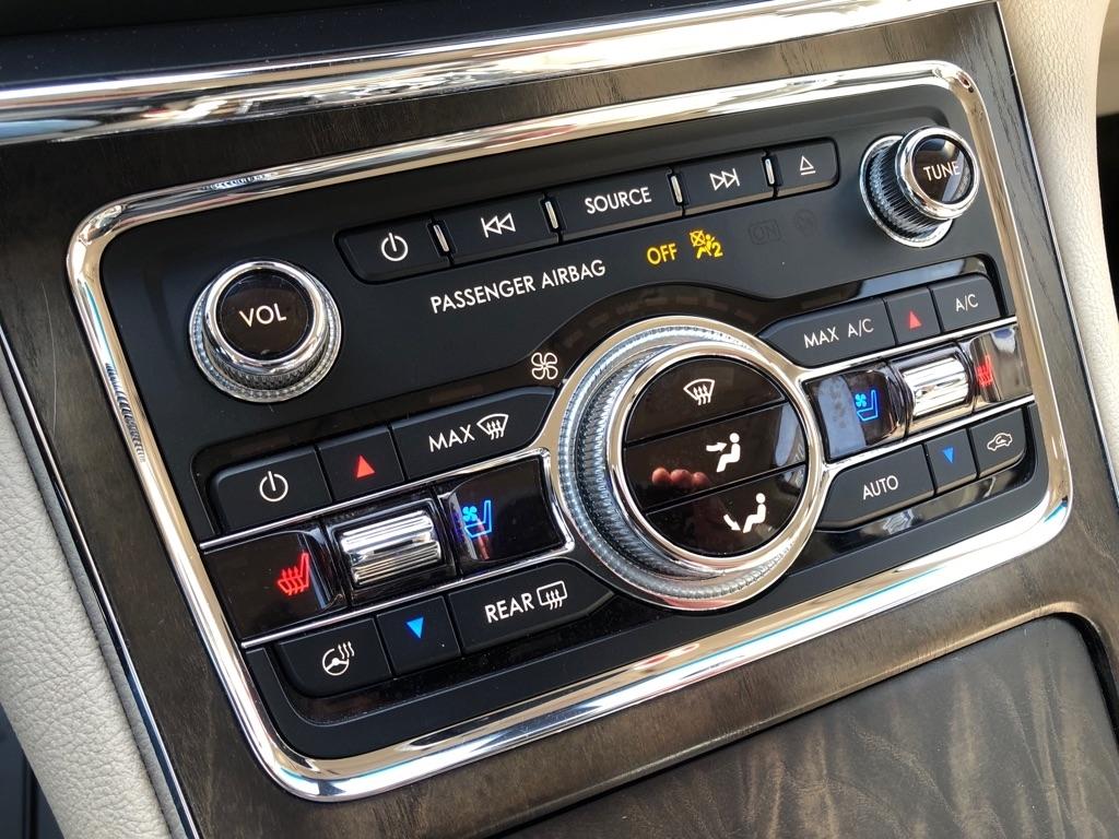 Lincoln Continental  2017