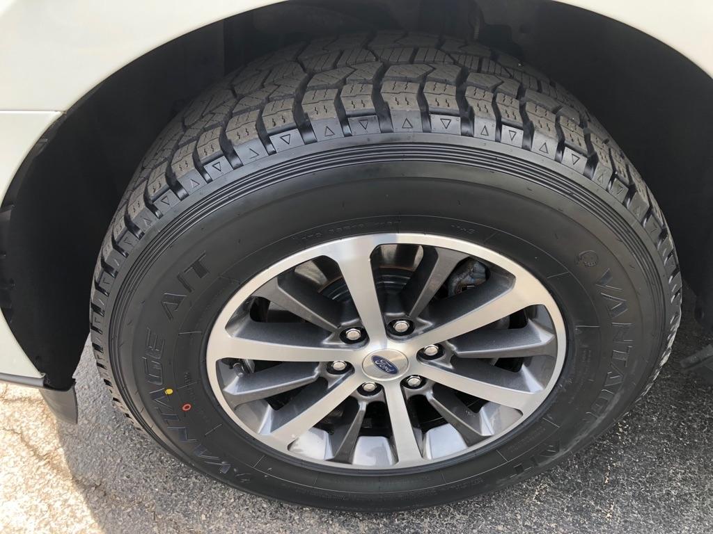 Ford Expedition  2019