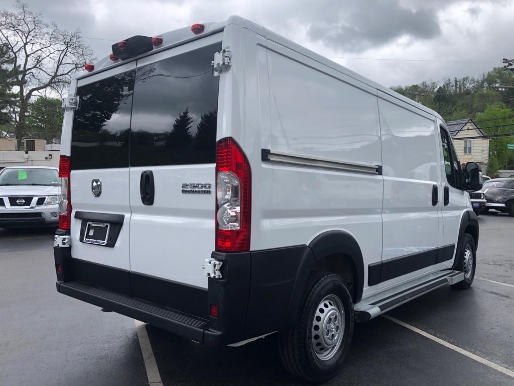 RAM Promaster  2025
