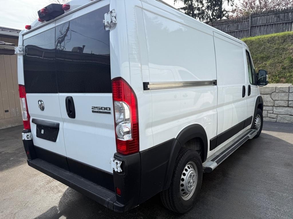 RAM Promaster  2025