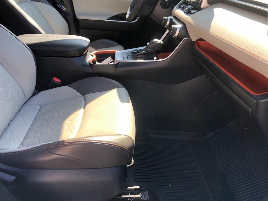 Toyota RAV4  2019