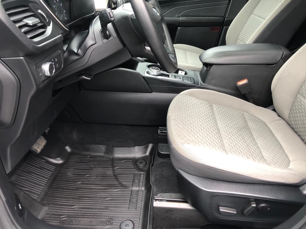 Ford Escape  2022