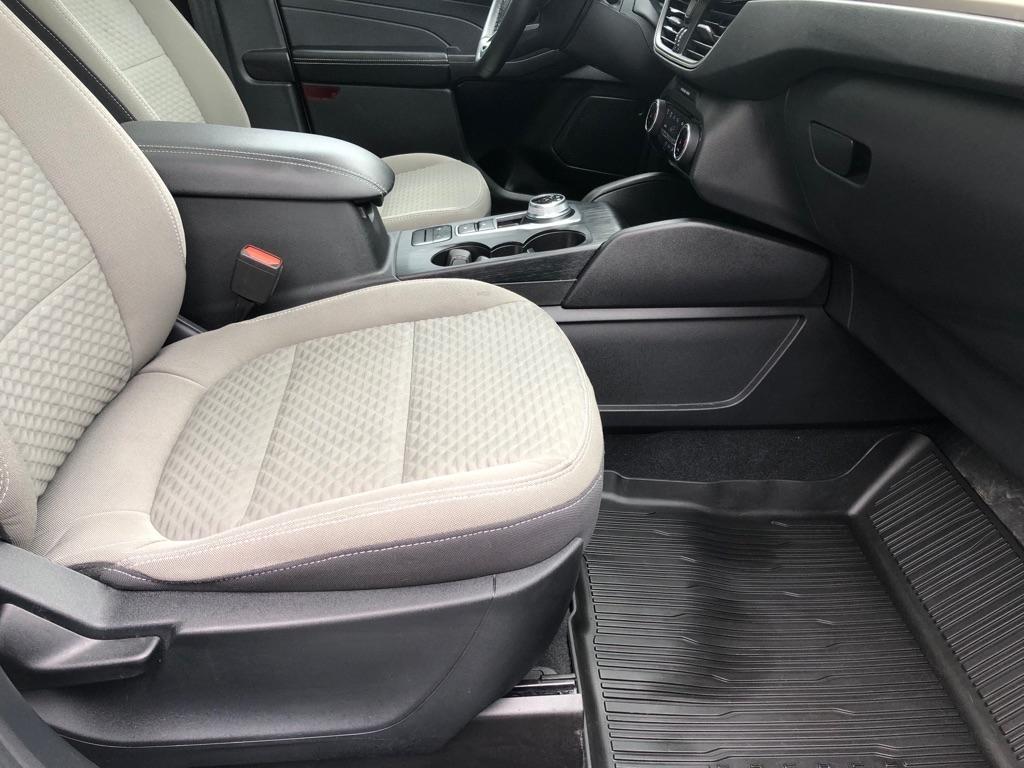 Ford Escape  2022