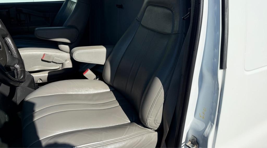 Chevrolet Express  2021