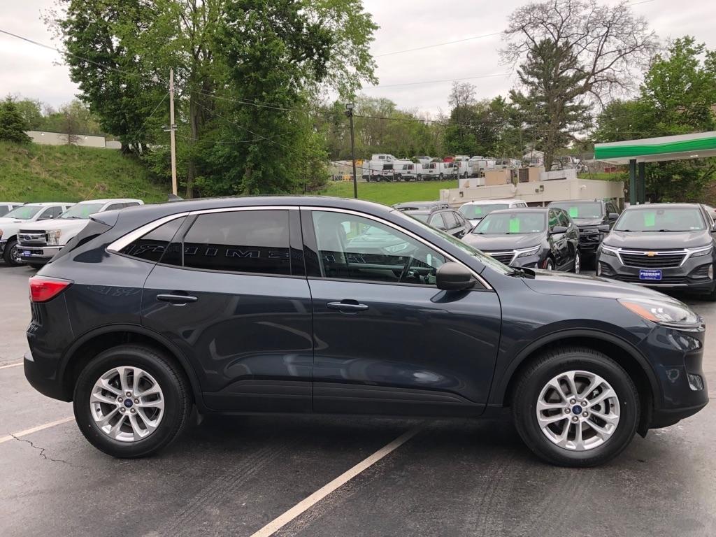 Ford Escape  2022