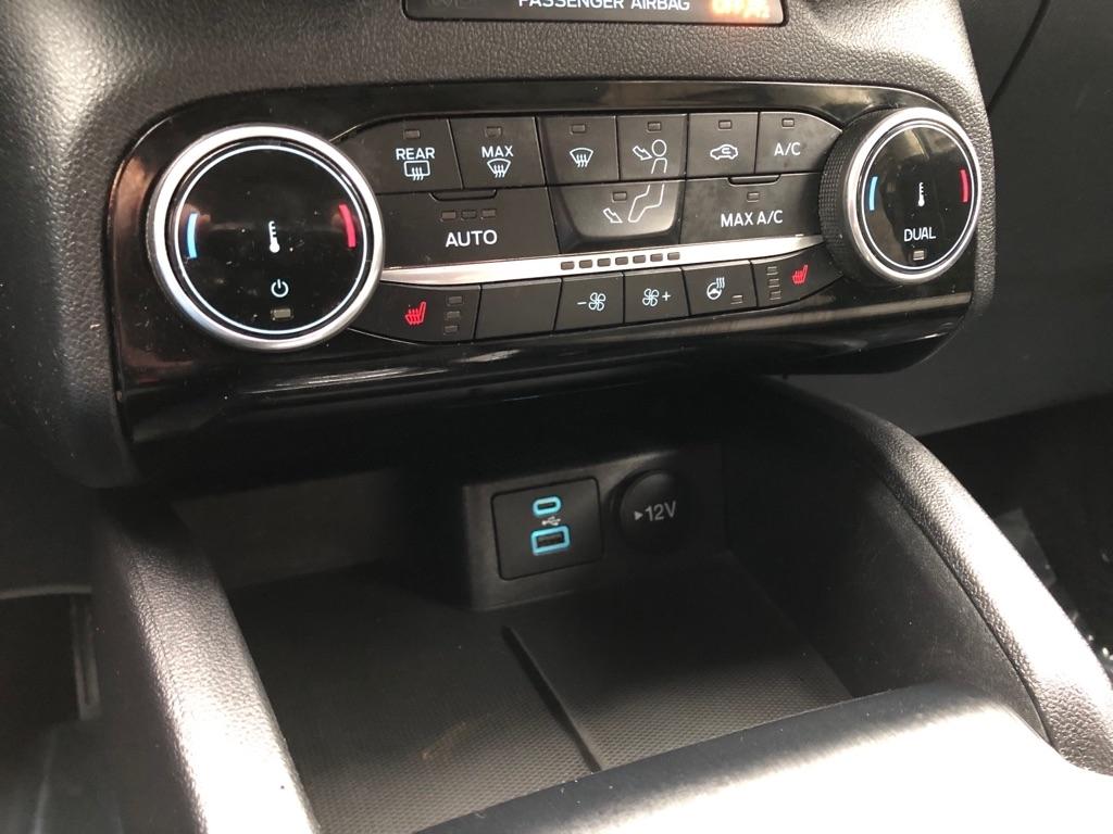 Ford Escape  2022