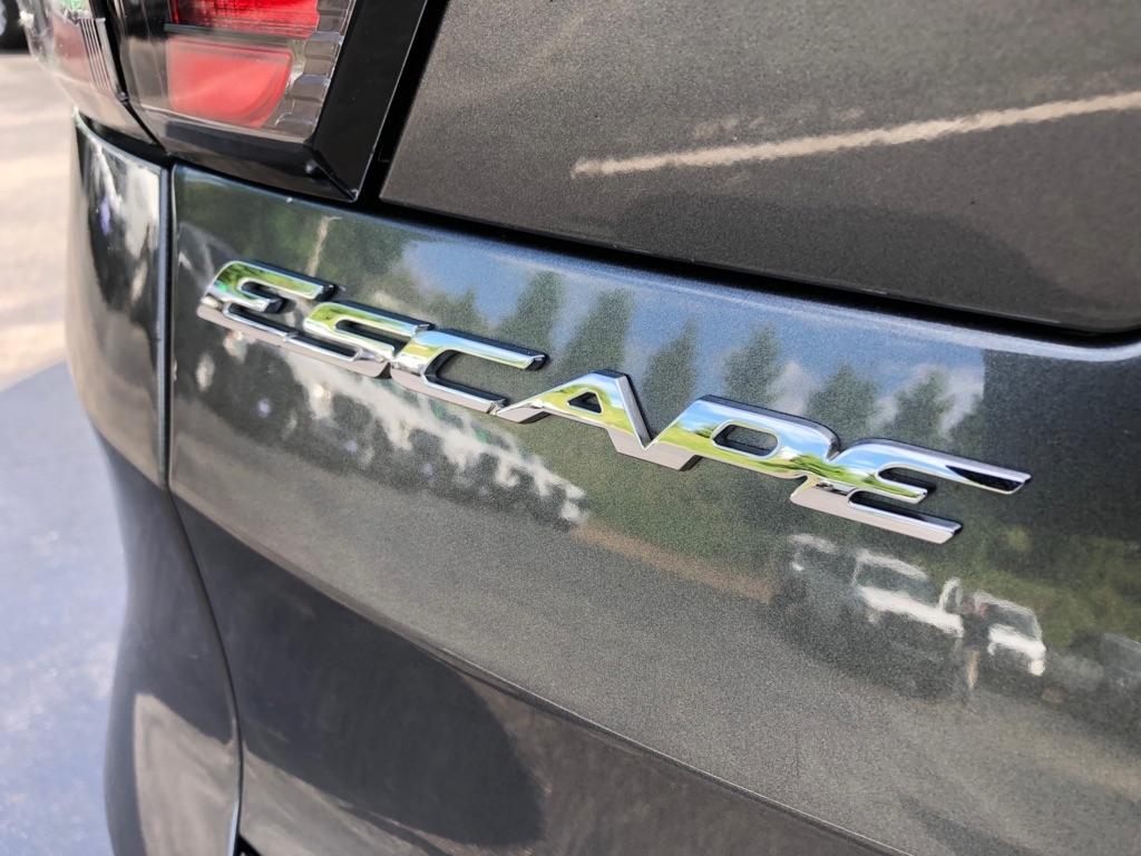 Ford Escape  2017