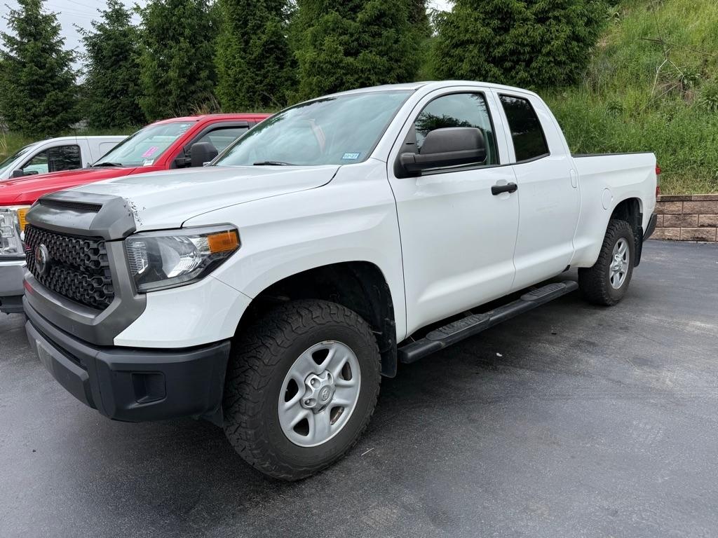 Toyota Tundra  2021
