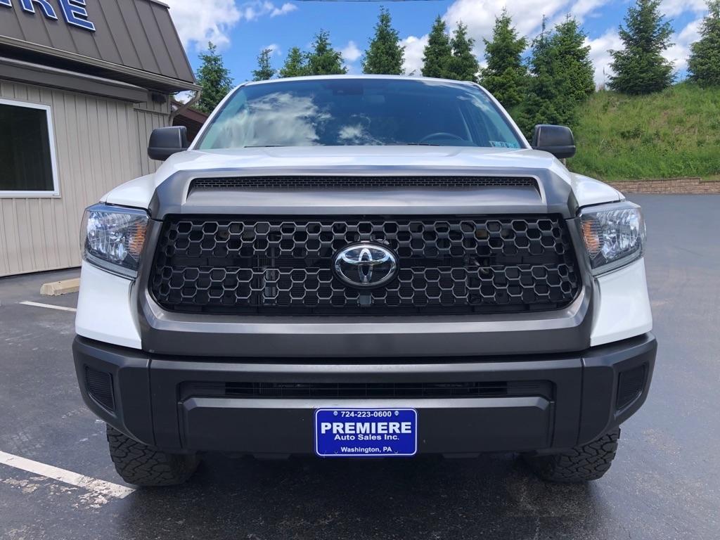 Toyota Tundra  2021