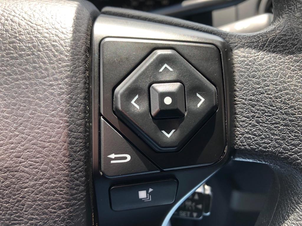 Toyota Tundra  2021