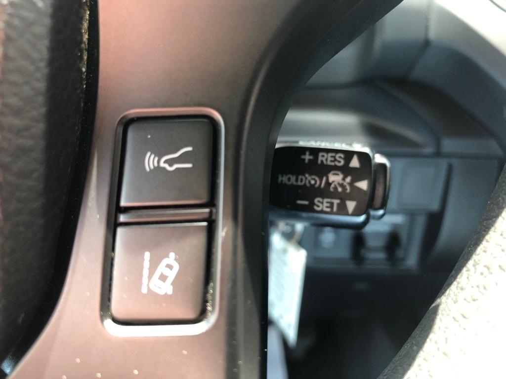 Toyota Tundra  2021