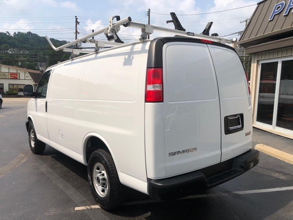 GMC Savana  2023