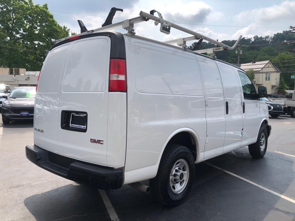 GMC Savana  2023