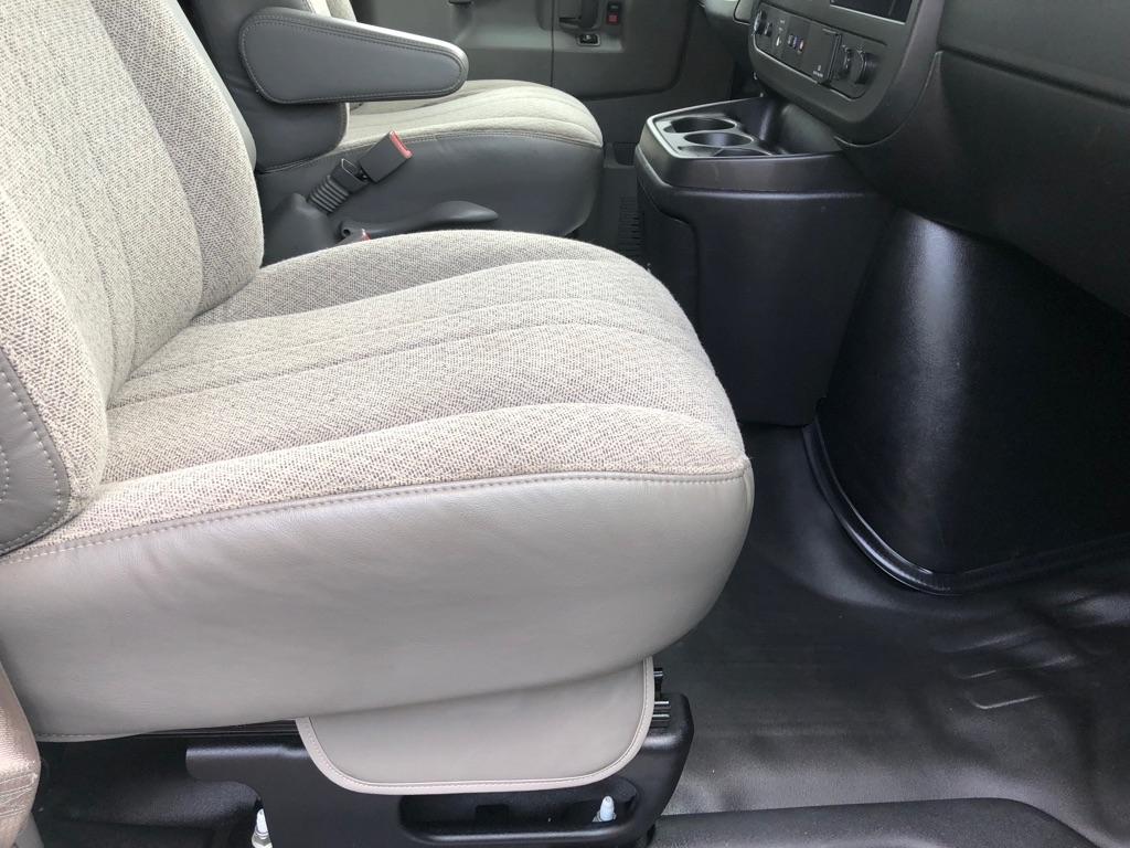 GMC Savana  2023