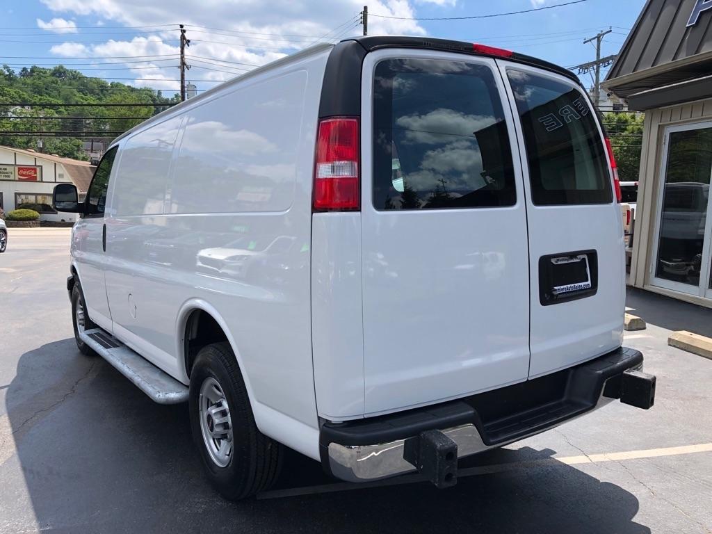 GMC Savana  2024