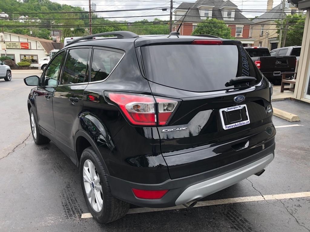 Ford Escape  2017