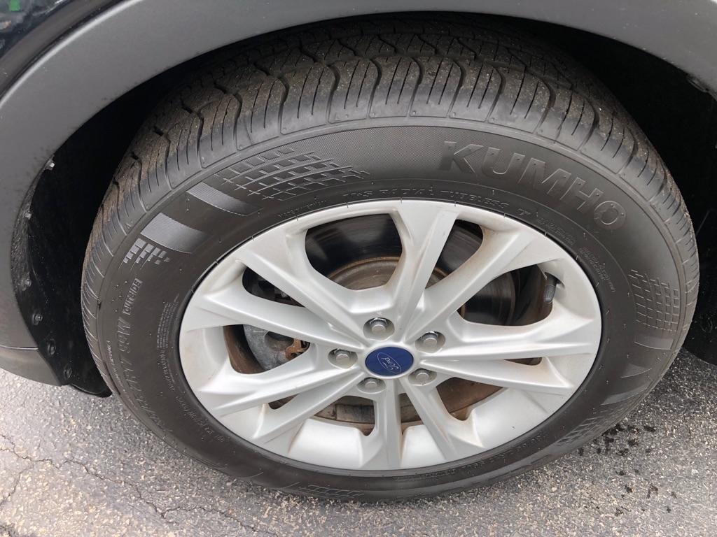 Ford Escape  2017
